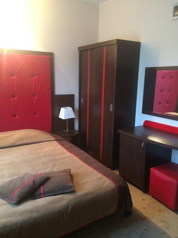 Hotel Fiama Otelu Rosu 部屋 写真