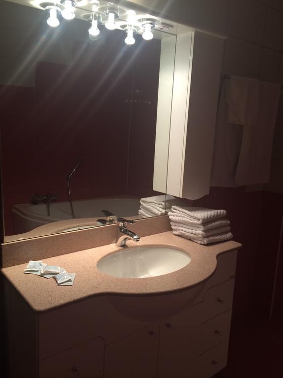 Hotel Fiama Otelu Rosu 部屋 写真